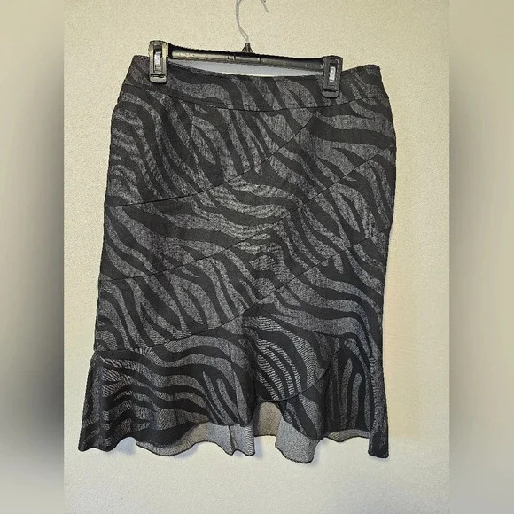 Sandro Black and Grey Zebra Print Knee Length Skirt Women's Size 10 NWOT - Picture 7 of 7